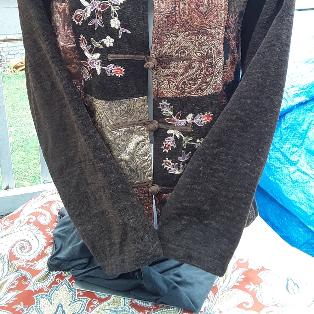 Jacket - Picture 3 of 6